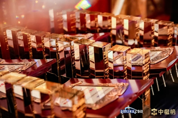 名门静音门锁荣获2019智能锁影响力品牌大奖！