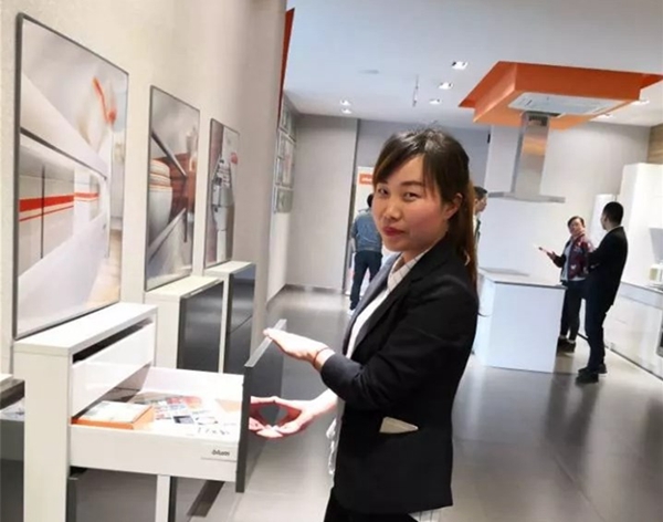 居里亚学习团赴百隆Blum成都参观学习交流