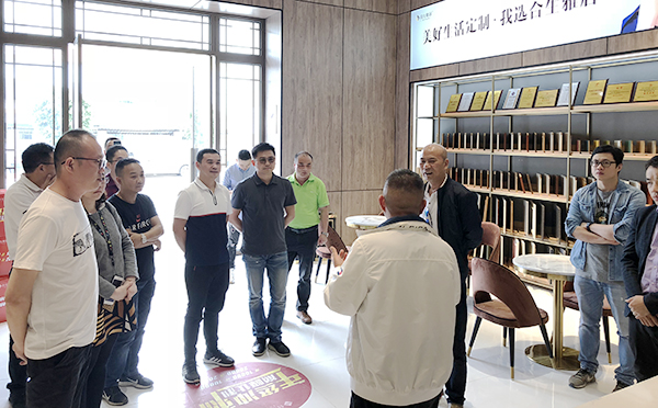 一场思维年轻化的木门/整木定制行业交流会圆满举行