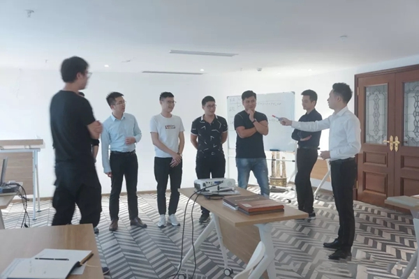 六喜源原木公馆企业内训会圆满落幕，服务质量全面提质！