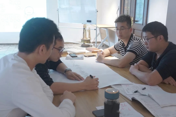 六喜源原木公馆企业内训会圆满落幕，服务质量全面提质！