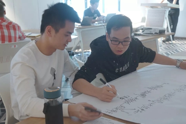 六喜源原木公馆企业内训会圆满落幕，服务质量全面提质！