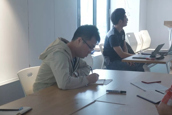 六喜源原木公馆企业内训会圆满落幕，服务质量全面提质！