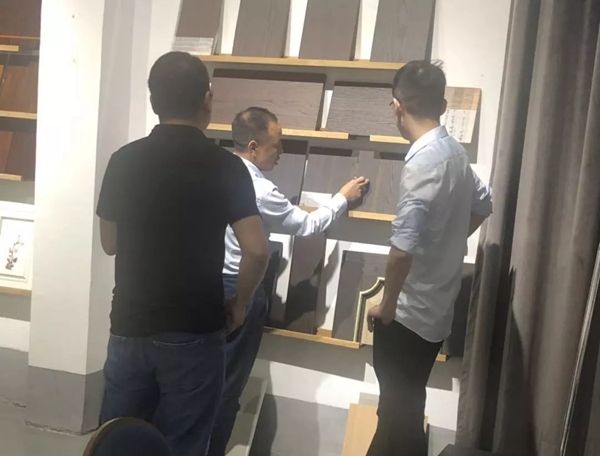 与米兰接轨，国际流行的时尚涂装之旅下一站在宣伟华润展示中心！