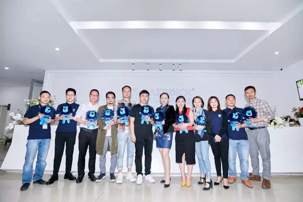 巴尔蒂克门窗态度设计十人谈主题沙龙圆满成功！