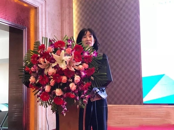 红棉花板材实力见证，耀东华成为定制家居国家创新联盟发起单位！