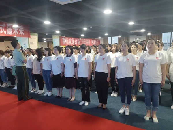 艺龙木门T6特训营正式拉开帷幕，极致赋能！