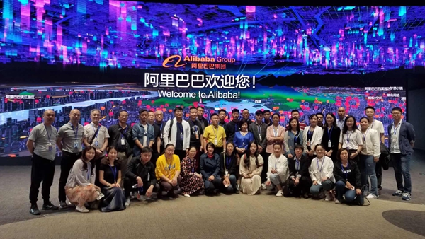 森鹰铝包木门窗4月天猫美家销量夺冠，再登冠军宝座！