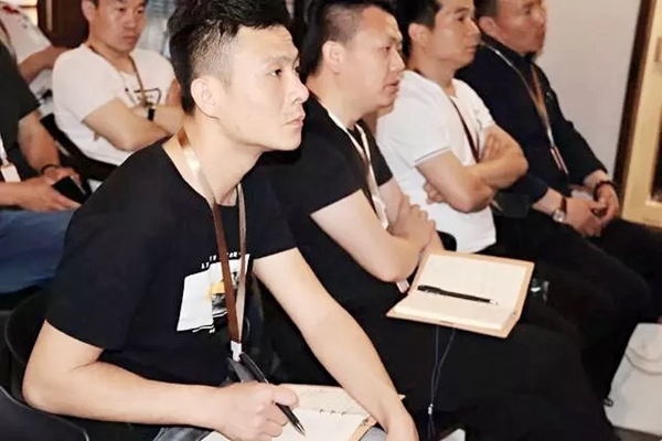 新欧门窗5.12品牌推荐会暨行业战略探讨会圆满落幕!