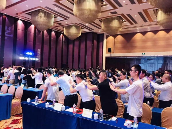 汇盈铜艺2019品牌发布盛典完美收官，共创美好未来！