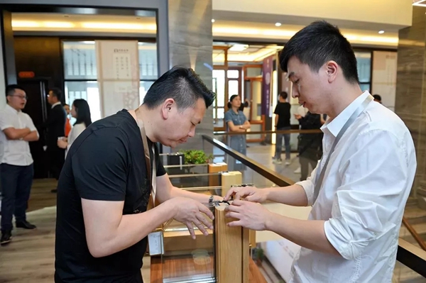 新欧门窗5.12品牌推荐会暨行业战略探讨会圆满落幕!