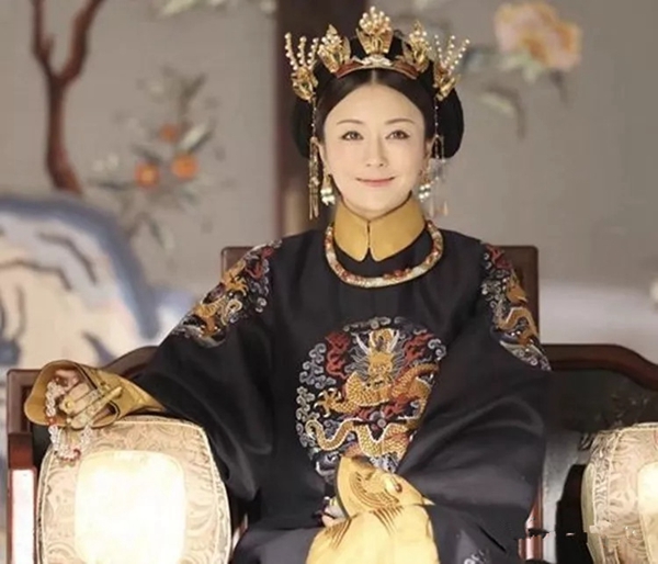 壁多美墙布带你走进满绣的世界