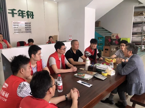千年舟门业董事长陆铜华亲临中部战区市场调研！