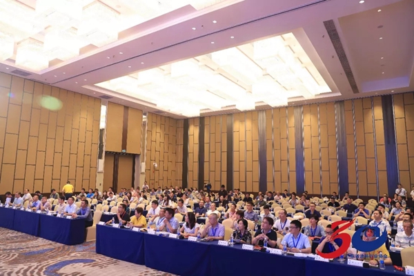 易涂得在广东涂料30年表彰大会获“广东优秀艺术涂料品牌”荣誉称号！