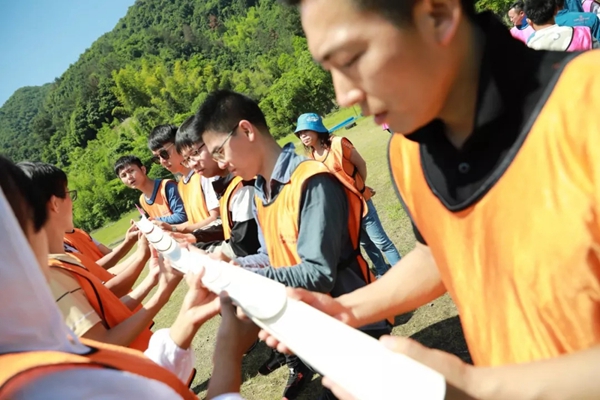 雅菲壁布2019拓展训练圆满结束,增强企业凝聚力!