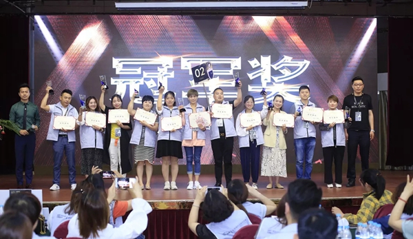 艾是墙布2019 “新零售·大商思维”北区培训会成功举行，打造品牌深远影响！