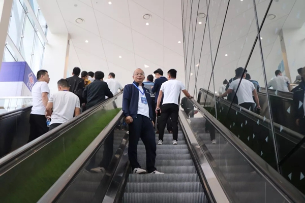 “七战七捷”，乔治伯爵武汉新品会再度引爆招商加盟！