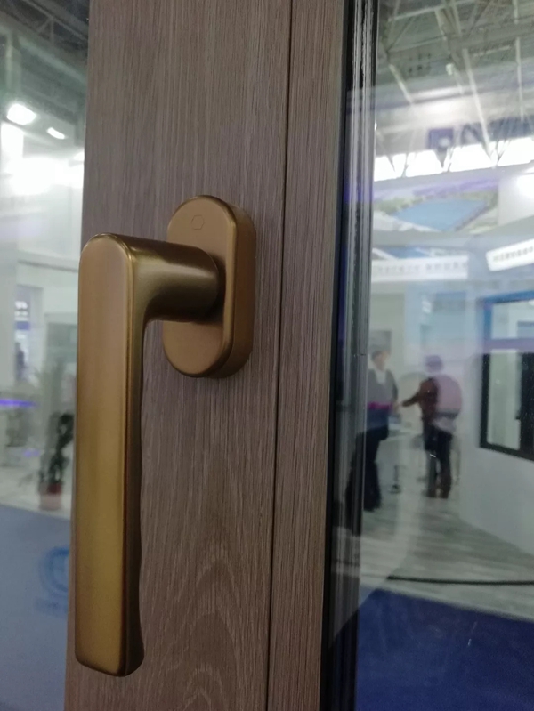 德志明特门窗为您介绍被动式超低能耗建筑的概念
