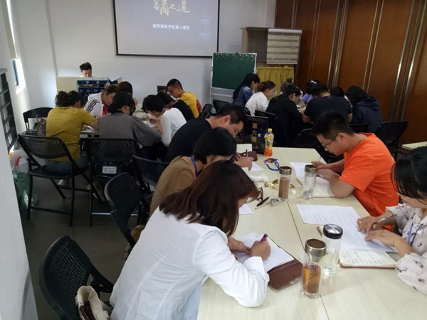 御秀刺绣墙布春秋学院第三课堂第31期培训会完美收官,收获满满!