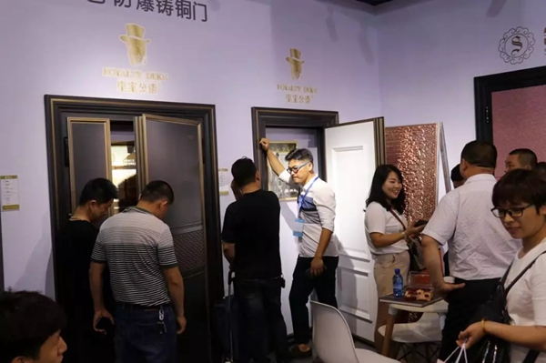 永康门博会第一天，王力展馆门庭若市！