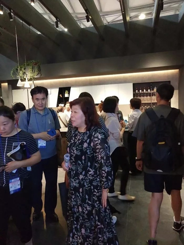 卡利亚亮相第24届上海厨卫展，卡利亚全钢定制点燃全场