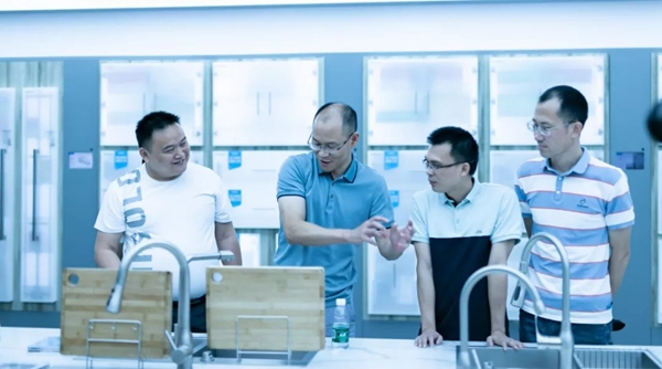 悍高与百得胜橱柜达成战略合作，双向赋能，共赢定制市场