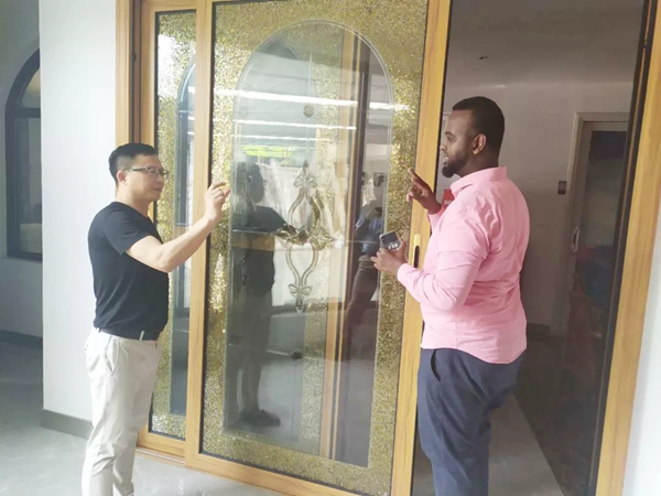 伊洛德门窗索马里客户来厂参观考察,开拓中国市场!