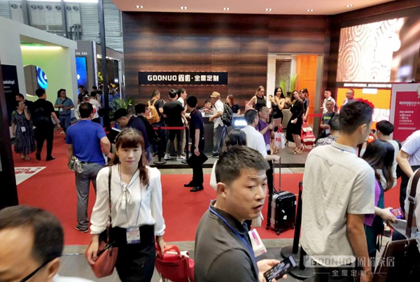 直击固诺家居上海展位现场，展会首日火爆非凡！
