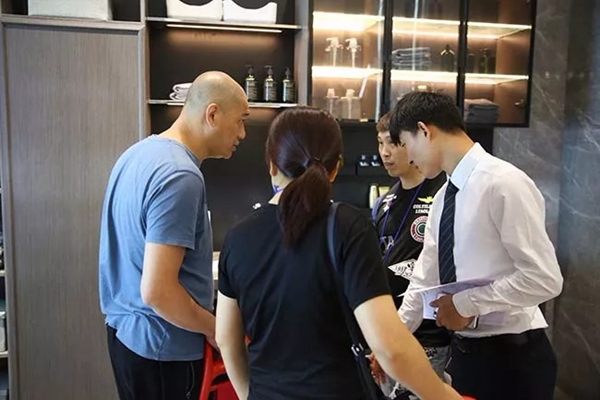 百能橱柜携硬核新品亮相中国国际厨卫展,参展首日燃爆全场!