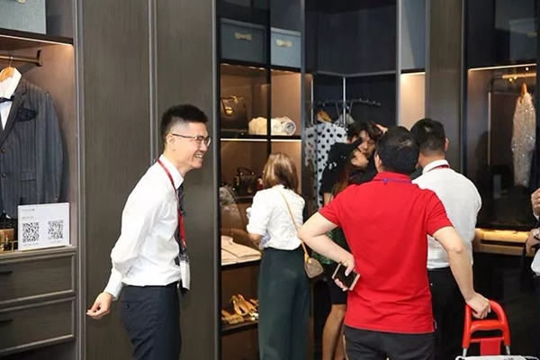 百能橱柜携硬核新品亮相中国国际厨卫展,参展首日燃爆全场!