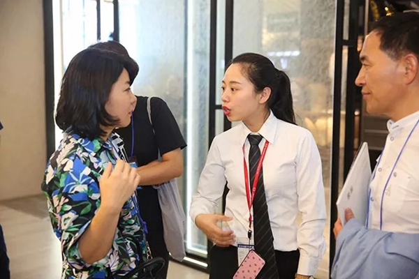 百能橱柜携硬核新品亮相中国国际厨卫展,参展首日燃爆全场!