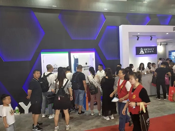 顺势而为，王力玉米木门永康门博会精彩荟萃