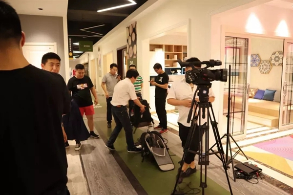 525金迪木门直播万人抢工厂活动精彩回顾!