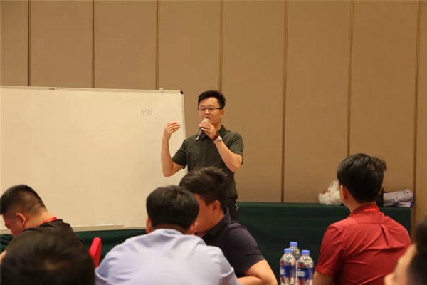 尚佰木门2019年度“千万俱乐部”启动会圆满落幕！