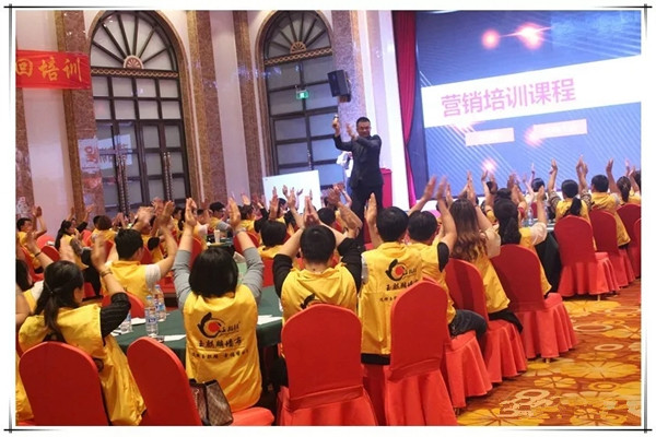 玉麒麟墙布2019年全国落地培训会常州站完美收官,满载而归!