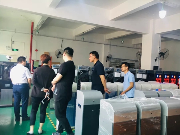 南泽迎接特斯联集团领导莅临调研