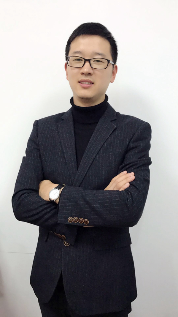万家园经销商谢俊鸿：做客户最好的搬运工
