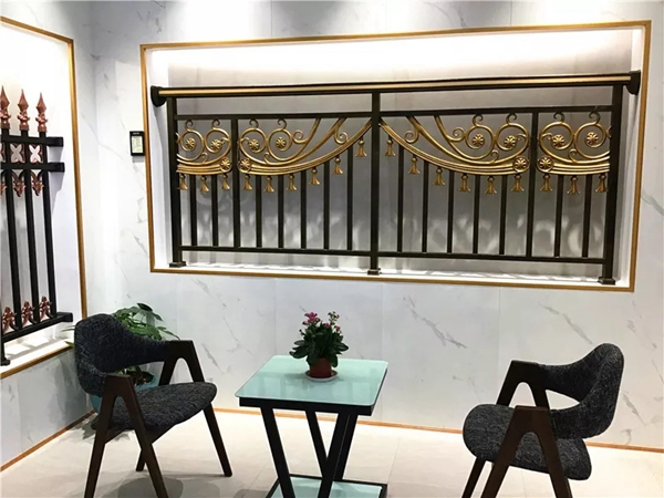 卫朗铝艺长沙专卖店正式开业！