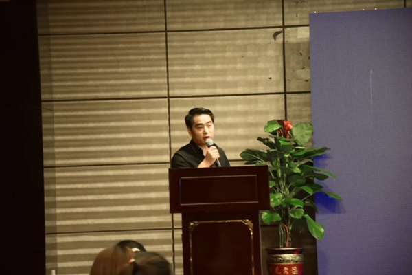 意盛豪庭墙布全国巡回财富论坛培训会西安站完美收官!