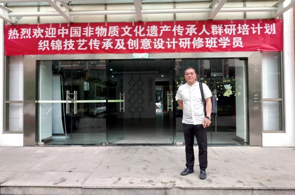 汇明A+墙布织锦作品应邀在中国丝绸博物馆展出,领域又达新高度!