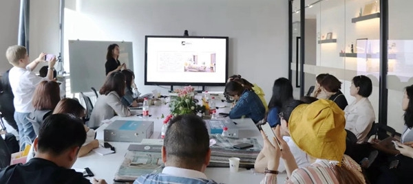 美登斯布艺首届美学与营销分享研讨会成功举办，让我们一起携手同行！