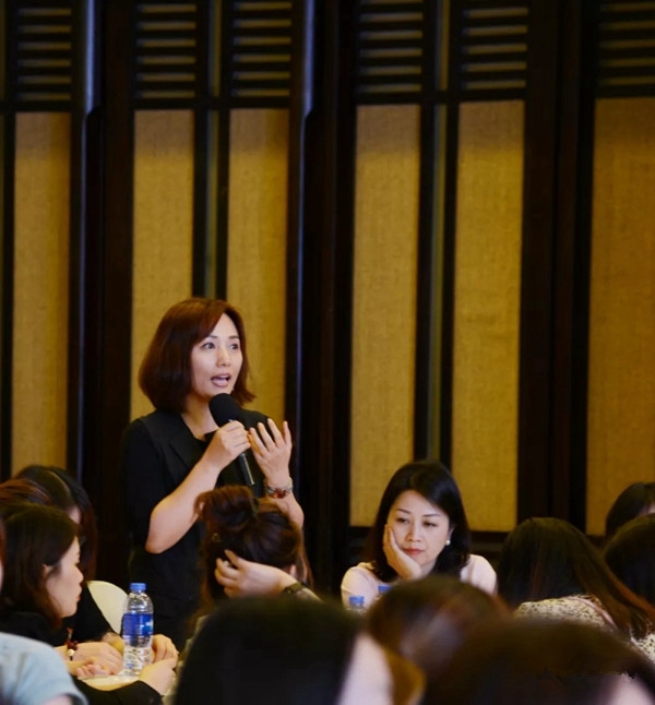 美登斯布艺首届美学与营销分享研讨会成功举办，让我们一起携手同行！