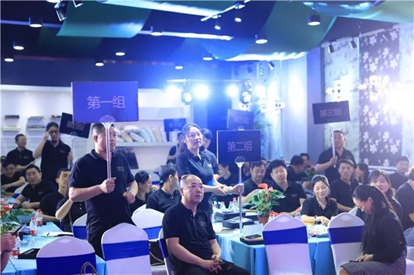 恒高墙布2019“富商·扶商”经销商培训大会圆满结束，下一个十年一路同行！