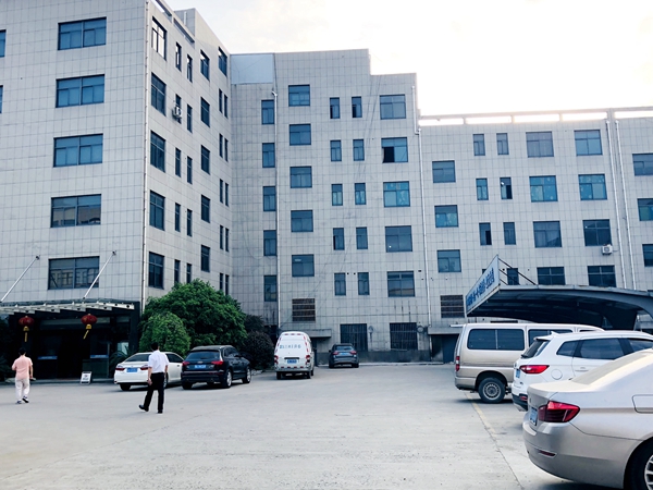 罗绮窗帘业务总监张文波:设置门店标准,强化经销商忠诚度