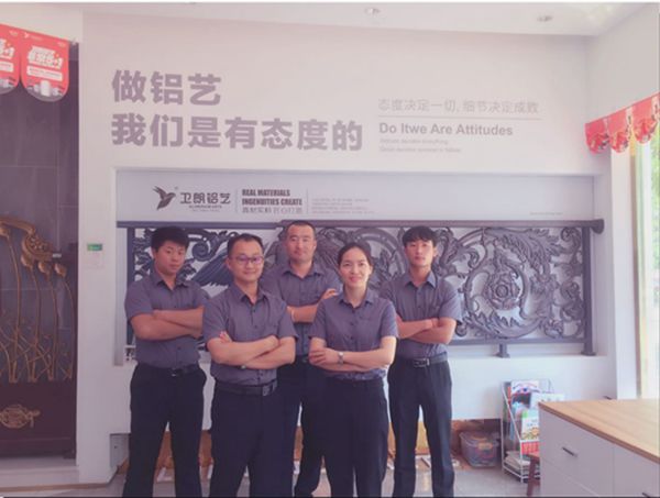 卫朗铝艺明星经销商胡总：提升自身专业水平，提高成交率