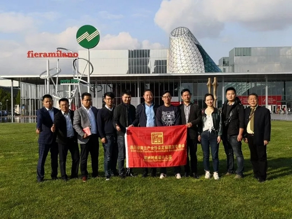 伊恋家居实力派，斩获2019“中国十大创新力品牌及中国品牌年度人物”双项大奖！