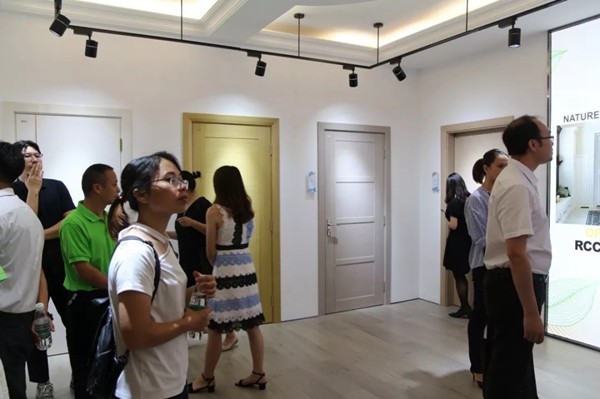 润成创展迈步国际,强势进驻美化外贸展厅!