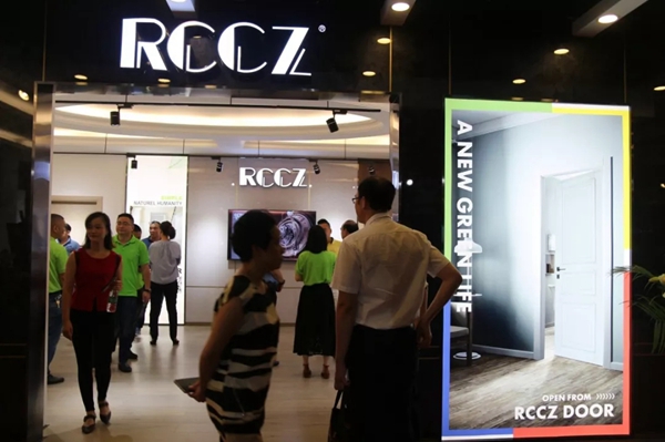 润成创展迈步国际,强势进驻美化外贸展厅!
