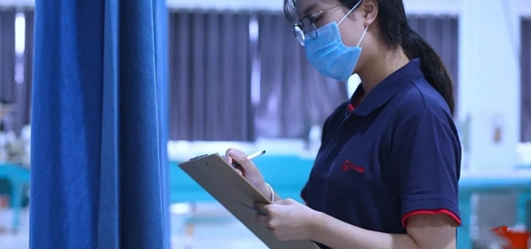 布之美窗帘荣膺窗帘布艺经销商大调查“窗帘布艺十佳品牌”称号！