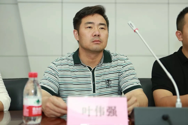 首届“雅诗澜”奖学金颁奖典礼成功举办,与社会公益同行!
